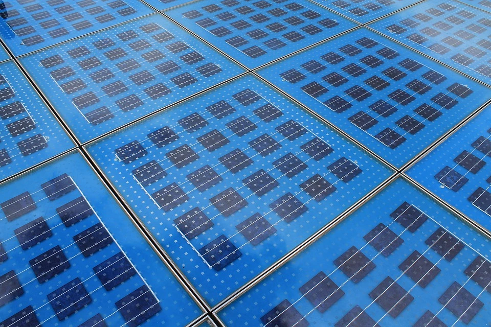 A solar floor made of photovoltaic tiles that are similar to new quantum dot solar cells.