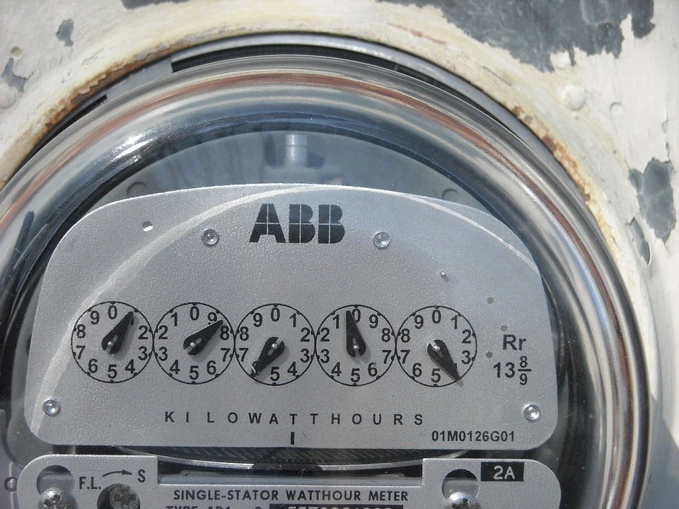 An old rotary ABB power meter that can only calculate the power used from the utility grid.